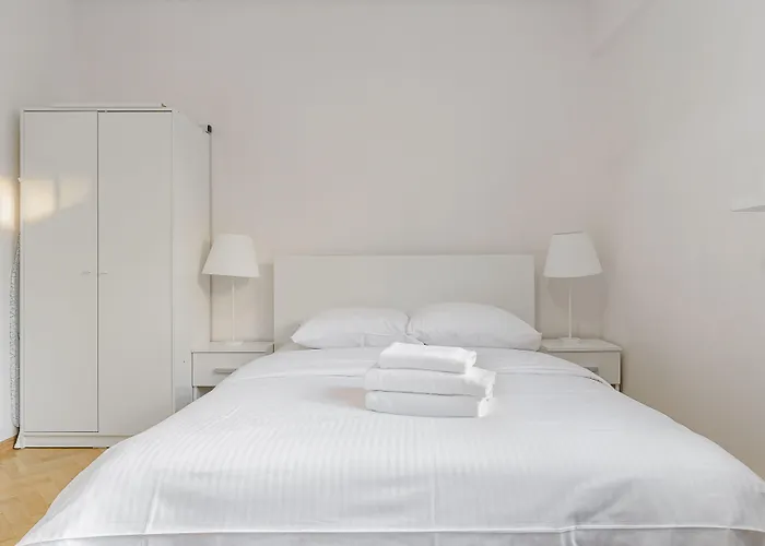 Shortstaypoland Tamka