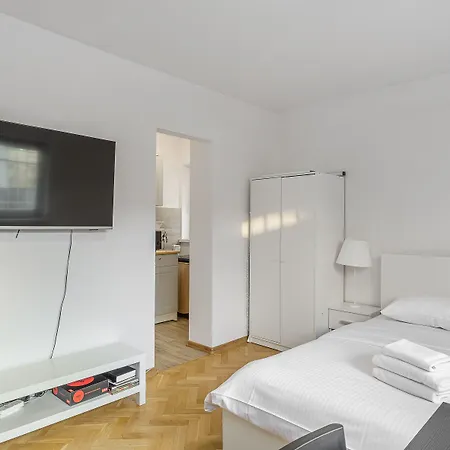 Shortstaypoland Tamka Апартаменты
